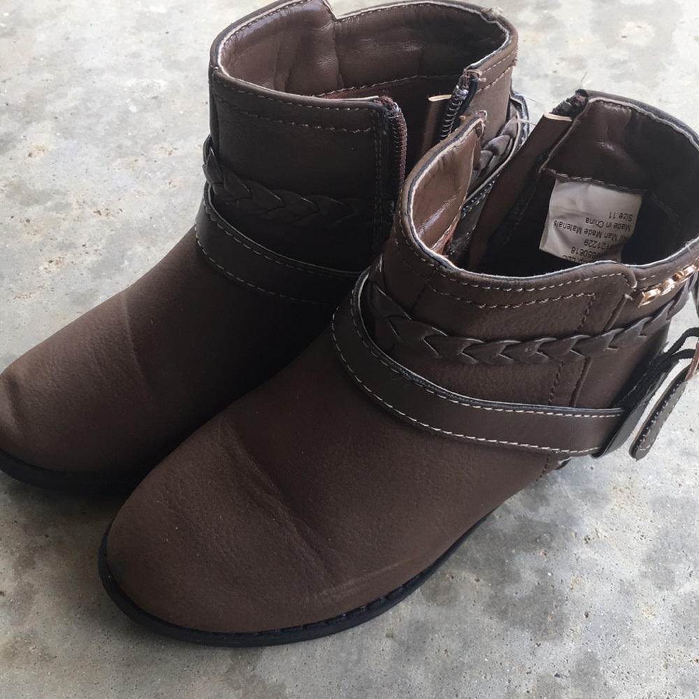 BEBE girls brown boots size 11